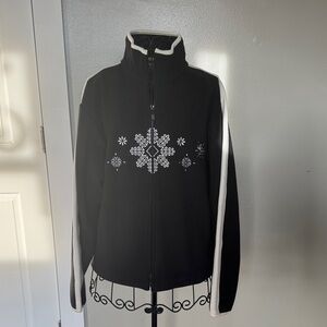 Black Snowflake Women's Fleece Jacket